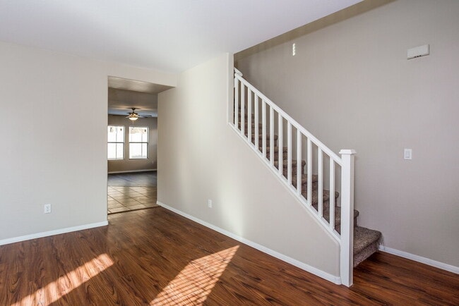 Photo - 10952 W Elm St