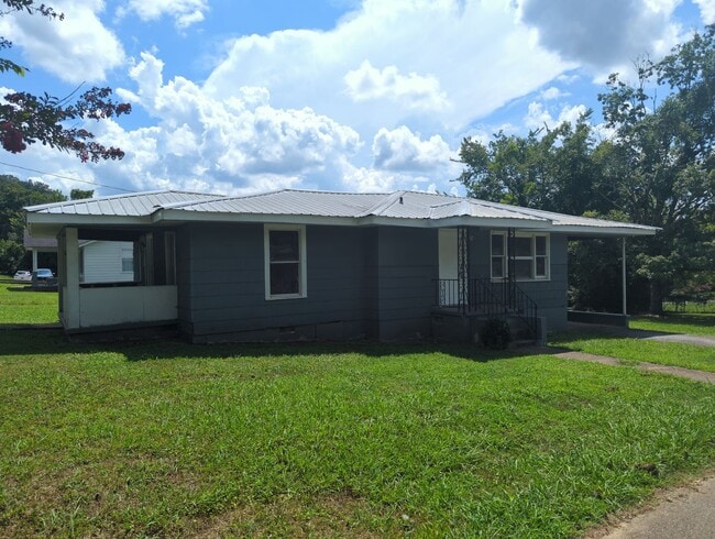 Photo - 116 2nd St