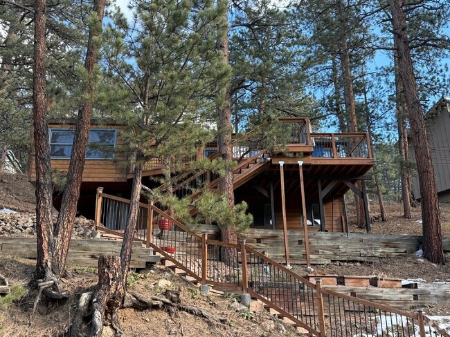 Building Photo - Nice Mountain Home near Downtown Evergreen!