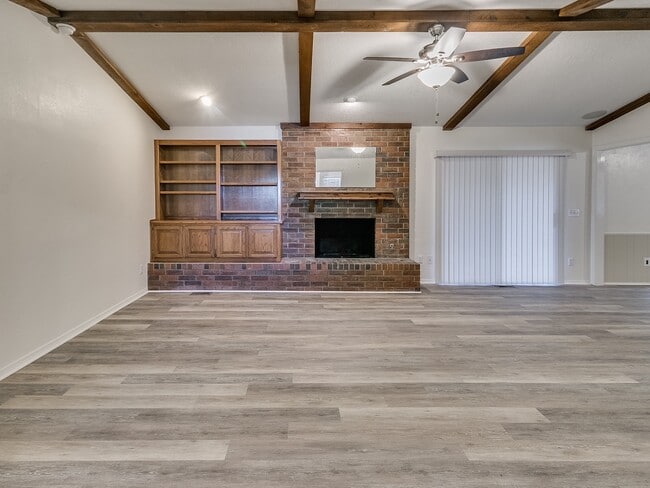 Photo - 4 Bedroom Home with Space Inside and Out! ...