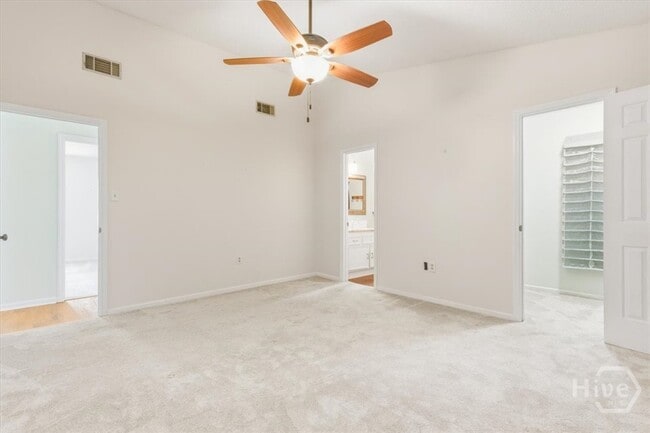 Photo - 57 Red Fox Dr