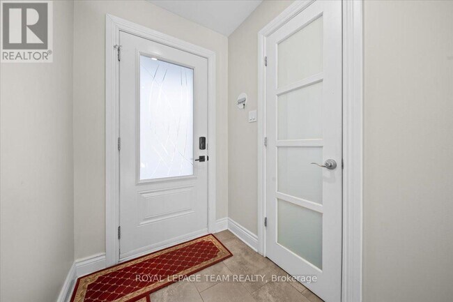 Photo - 1 Peterson Pl