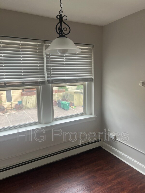 Photo - 1530 N Downing St Unidad 204