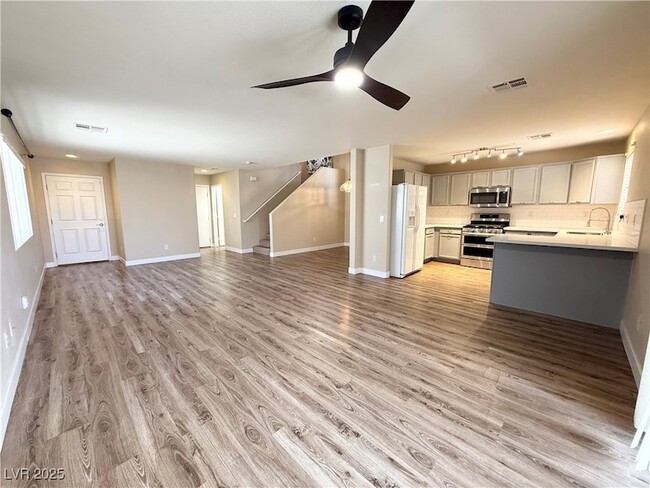 Photo - 2613 Pinerock St