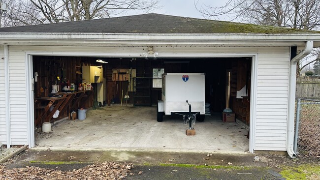 Photo - 1031 Field Dr