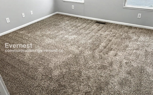 Photo - 2 Bed/2.5 Bath Condo with Garage / Pet-Friendly / Available Now!