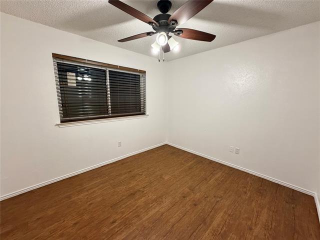 Photo - 2704 Mill Trce