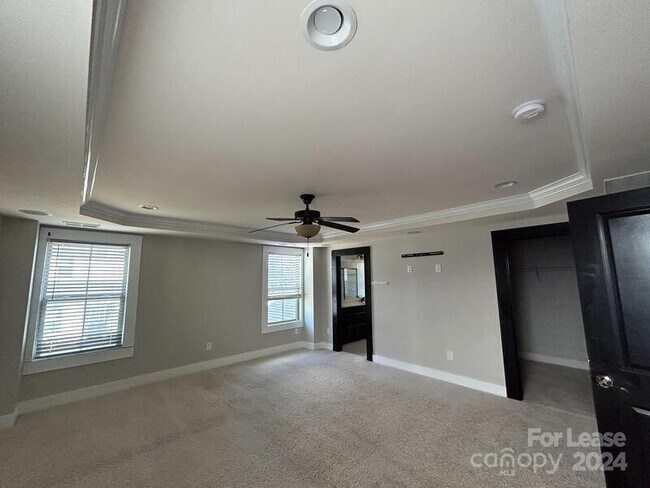 Photo - 2507 Alyssa Ln