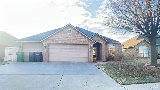 Building Photo - Yukon Schools Rental