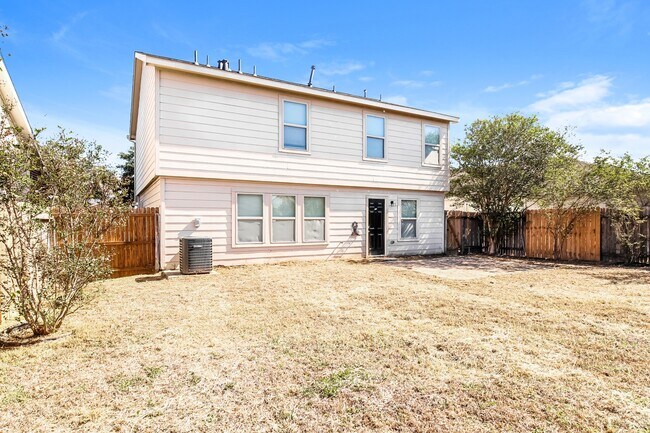 Photo - 29415 Legends Hill Dr