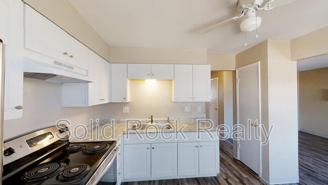 Photo - 335 Ruskin Dr Unidad D