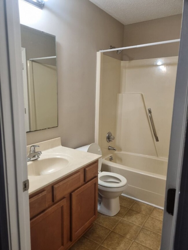 Bathroom - 577 Countrytown Dr Townhome