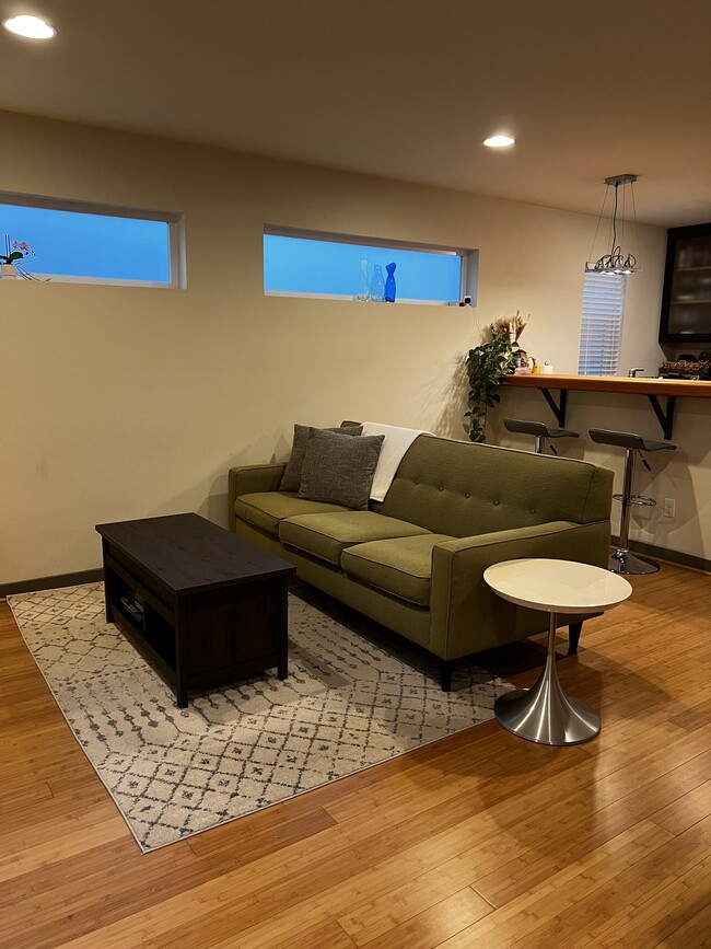 Photo - 4024 Pasadena Pl NE