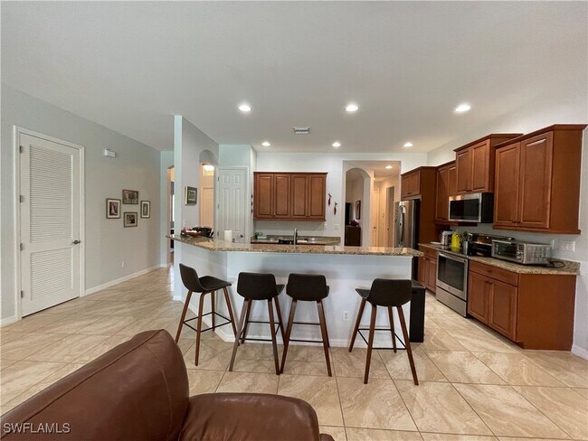 Photo - 479 Saddlebrook Ln