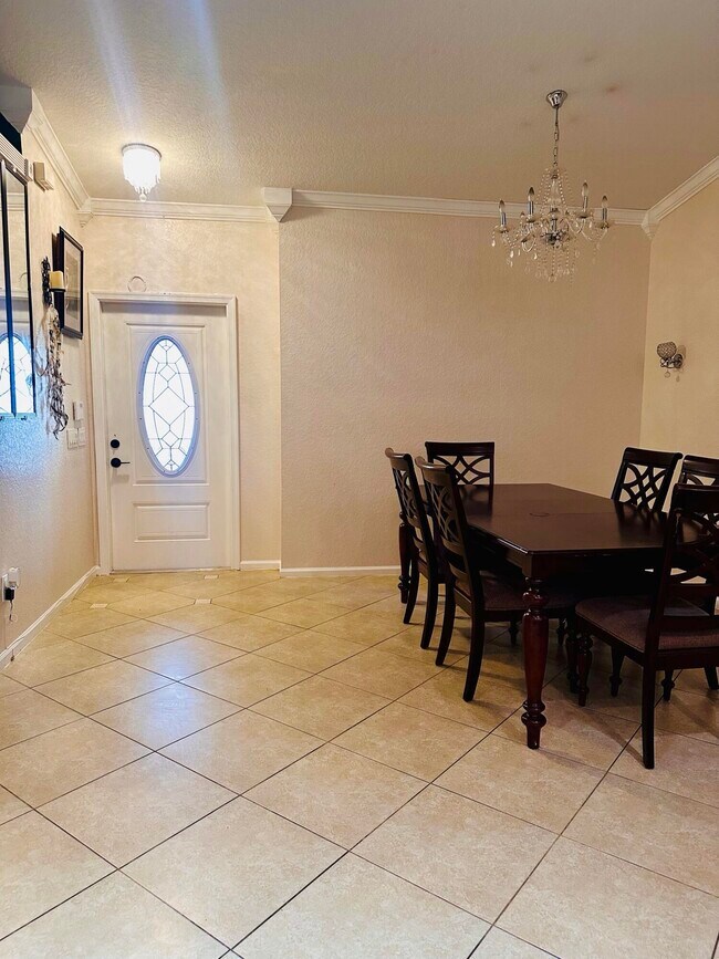 Photo - 5200 Rising Comet Ln