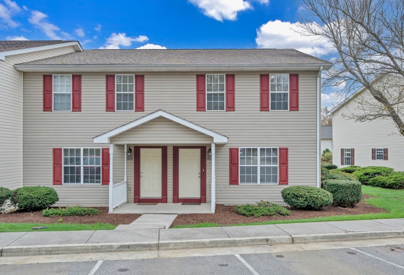 Photo - 854 Patrick Henry Dr (Blacksburg, VA)