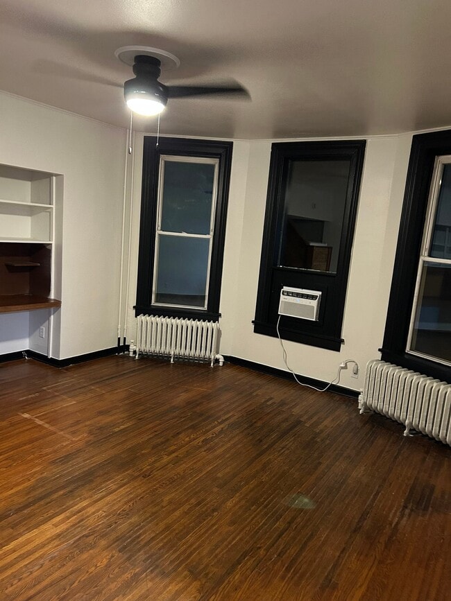 Photo - 1616 N Vermilion St Unit 1