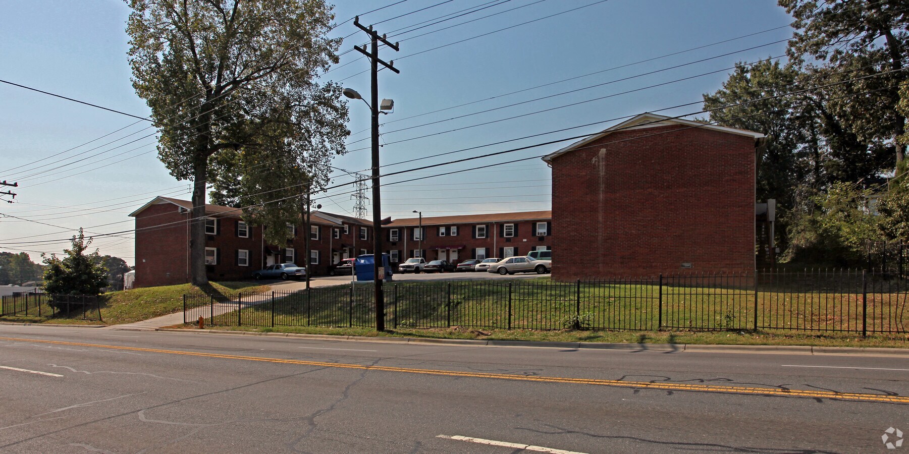 Fountain Hill Apartments - Fountain Hill Apartments