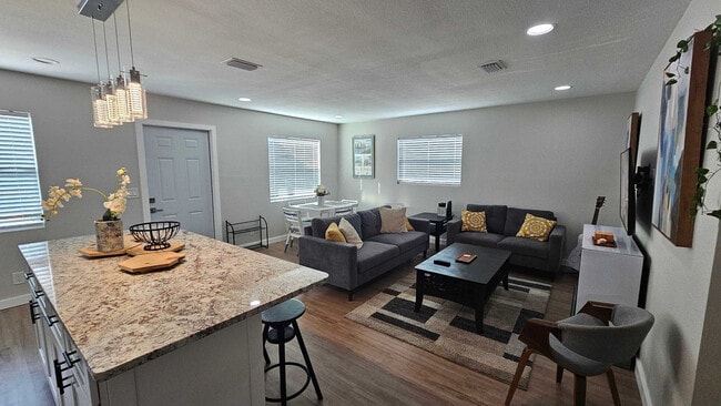 Photo - 6614 S Mascotte St Unit SI ID1591557P