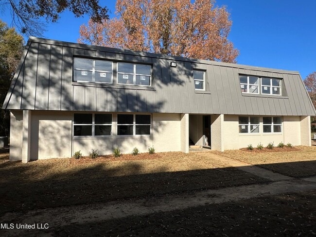 Building Photo - 433 Meadowlark Dr Unit B8