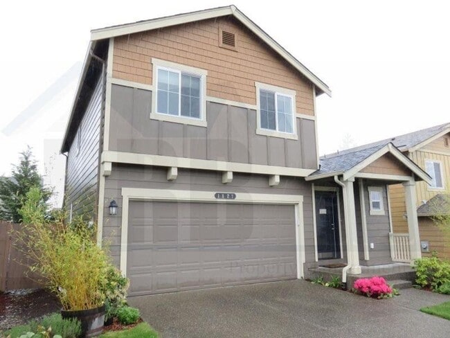 Photo - Beautiful 4 Bedroom Home located in a Gate...