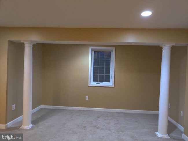 Photo - 8400 Hessian Hill Ct