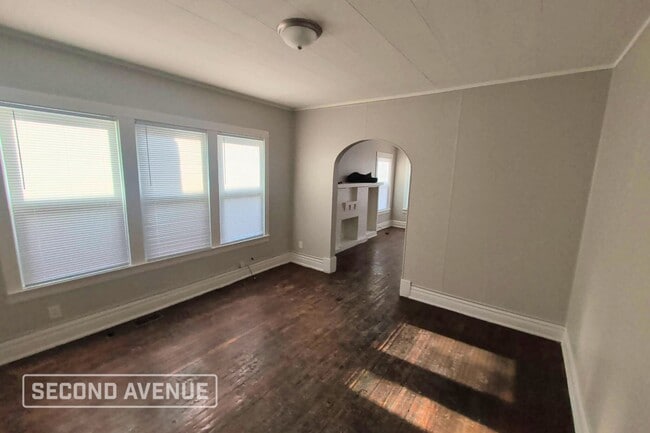 Photo - 8725 S Bishop St