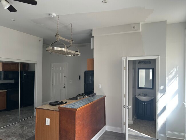 Photo - 31X N Paca St Unit 3