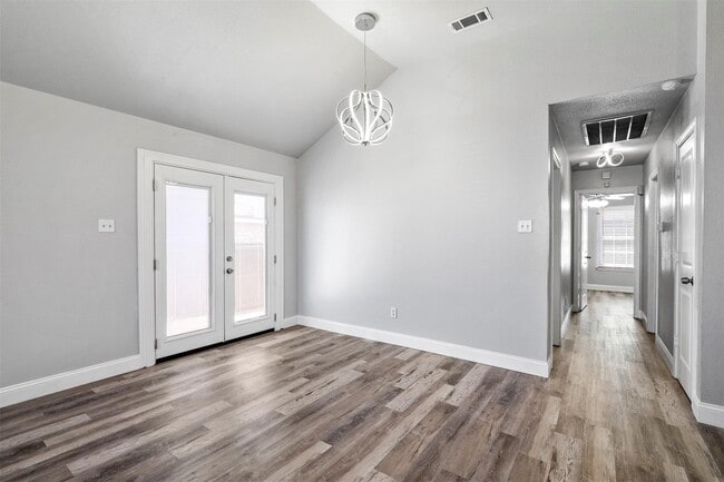 Photo - 1533 Prescott Dr