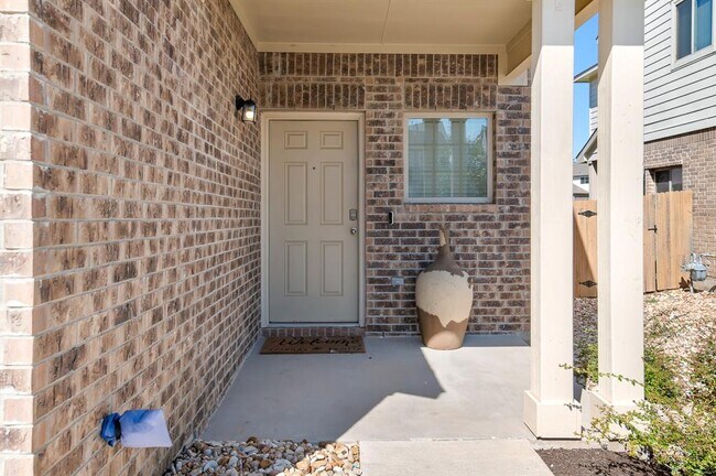 Photo - 512 White Steppe Way