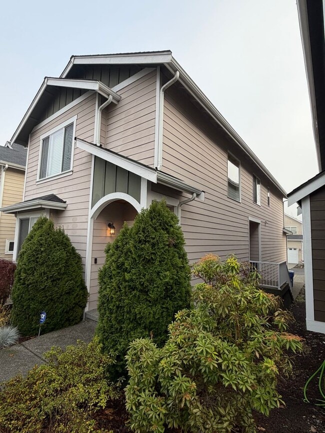 Photo - Beautiful 4 bedroom 2 story home ready for January 1 move in.