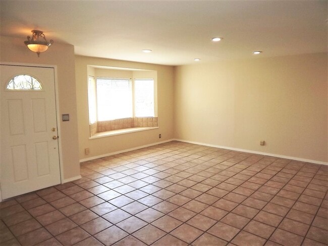 Photo - Spacious and Well Maintained 3 Bedroom 2 Bath single Family Home in The City of Orange