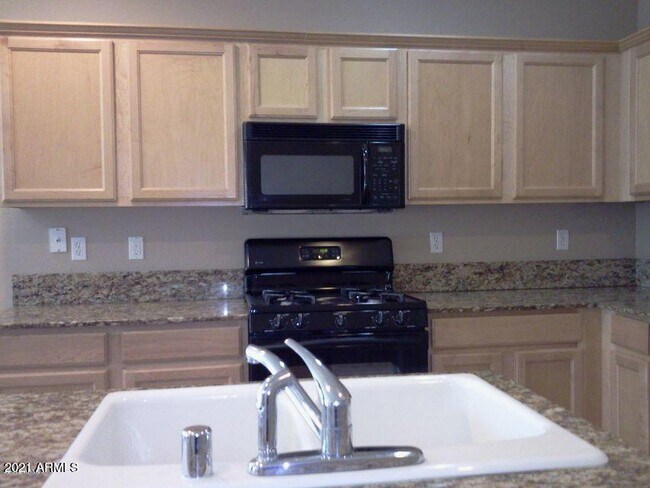 Photo - 9308 S 184th Dr