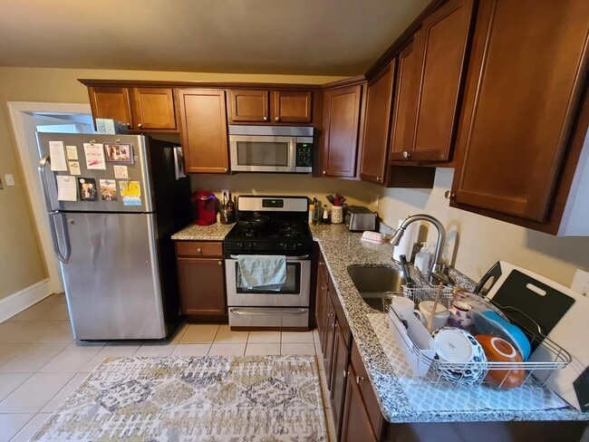 Photo - 1825 Fairmount Ave Unit 2