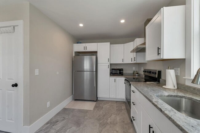 Photo - 16 Chestnut