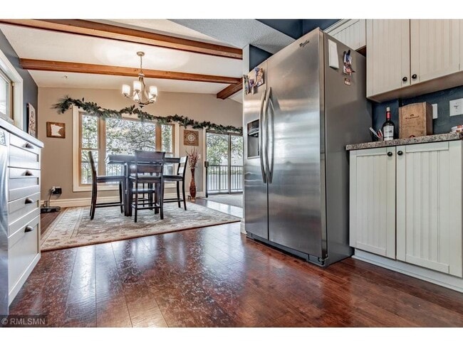 Photo - 14684 Cove Ave SE