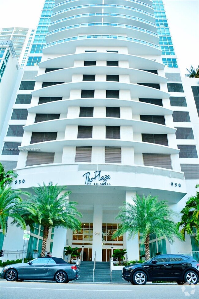 Building Photo - 950 Brickell Bay Dr Unit 2209 Rental