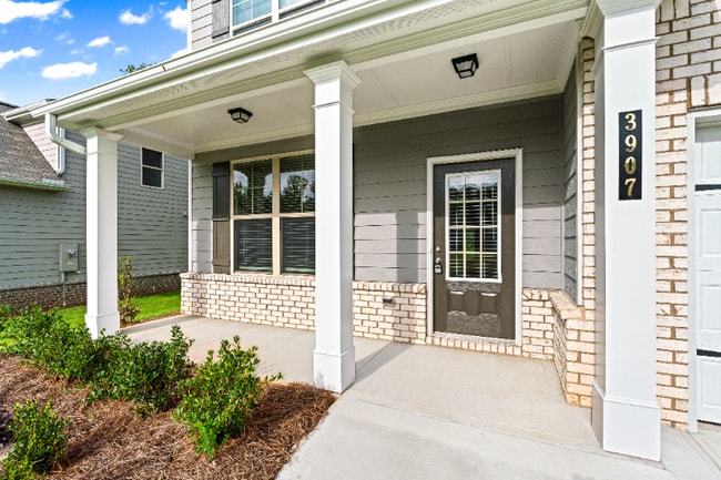 Photo - 3907 Lockaby Way