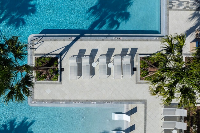 Photo - Douglas Grand at Telecom Parkway