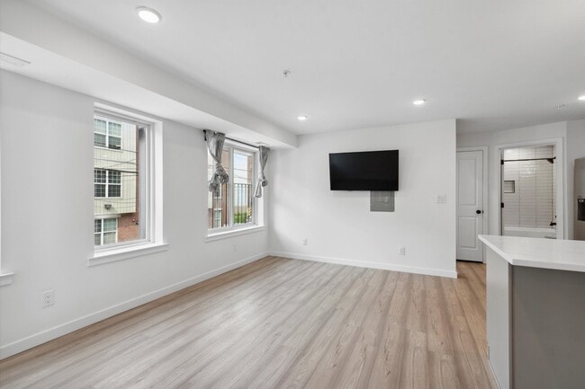 Photo - 1338 N 15th St Unit B2