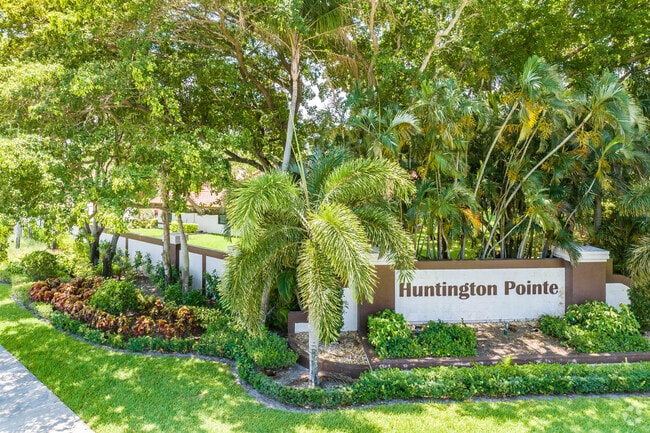 Photo - Huntington Pointe