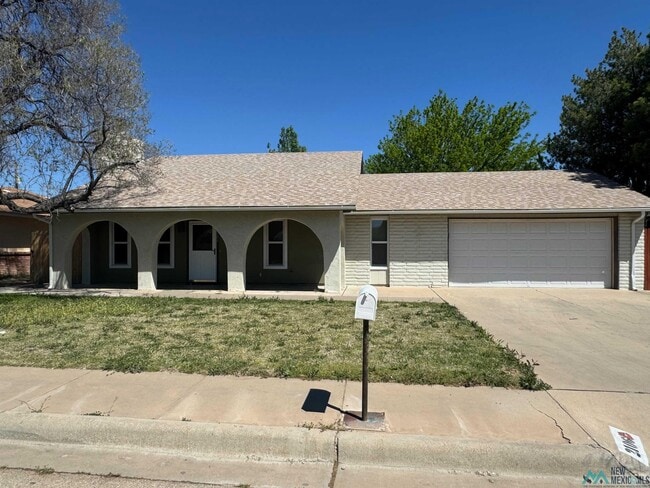 Building Photo - 2106 W Bullock Ave