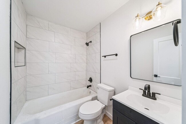 Photo - 4847 S 32nd W Ave