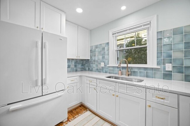 Photo - 7605 Atlantic Ave Unit A