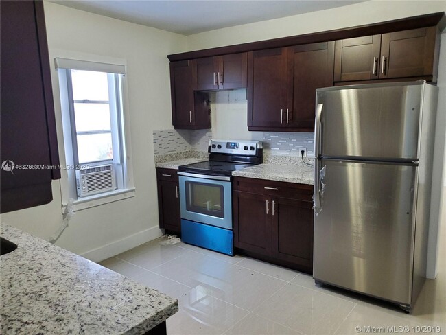 Photo - 701 Columbus Pkwy Apartamento Unidad 709