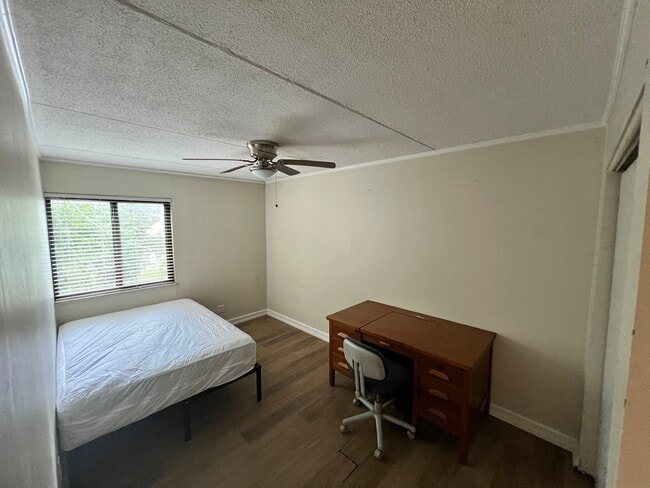 Photo - 2718 Painter Ave SW Unit B106