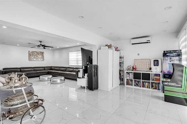 Photo - 4100 N 36th Ave Unit 0