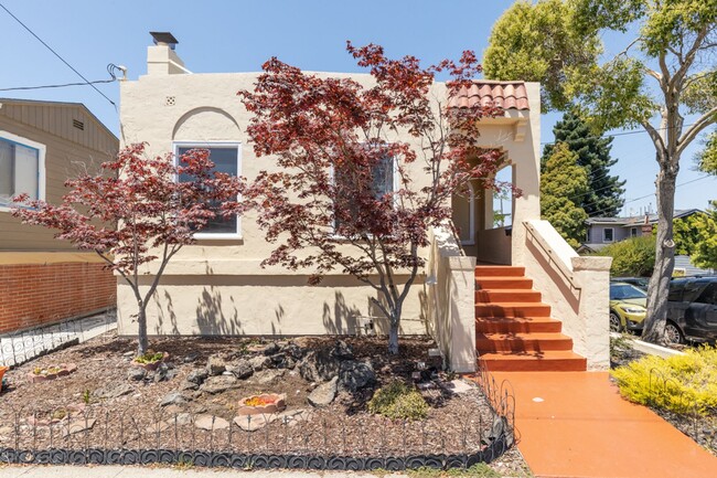 McLaughlin - McLaughlin Apartment Unit 1219 Virginia