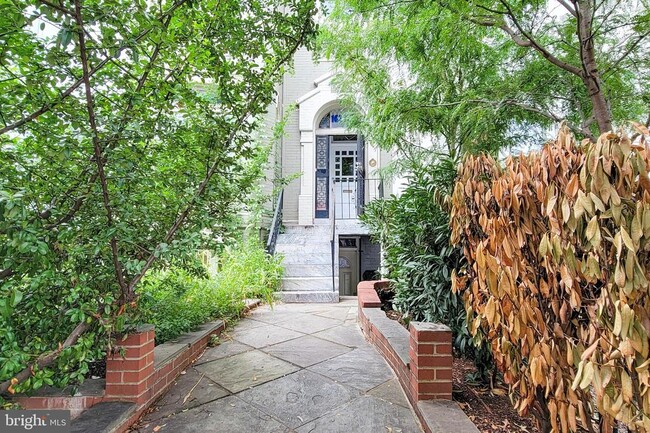 Photo - 1636 19th St NW Townhome