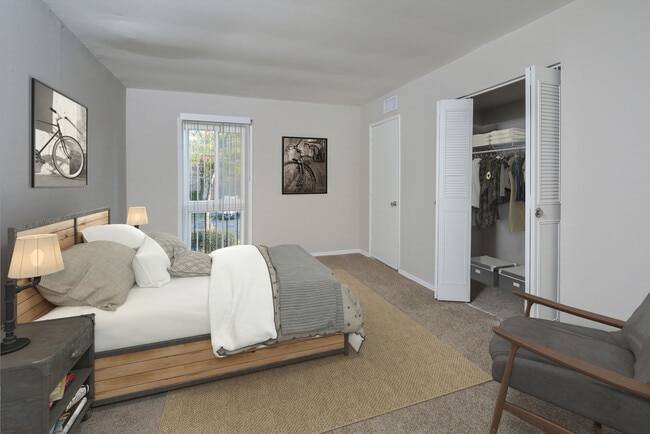 Metro Pointe
